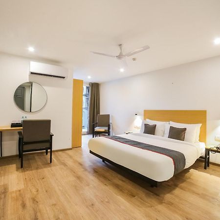 Super Townhouse Near Appu Ghar Hotel Gurgaon Exterior photo