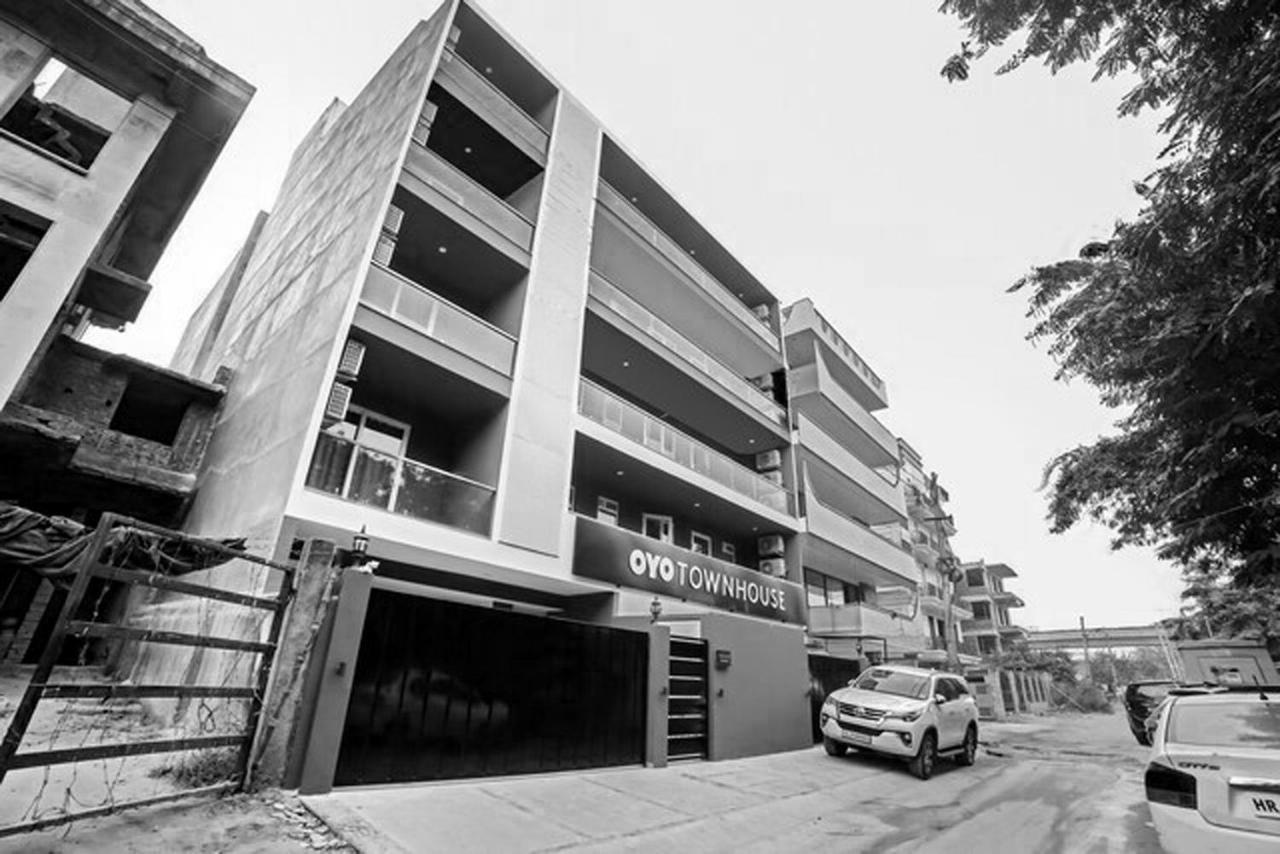 Super Townhouse Near Appu Ghar Hotel Gurgaon Exterior photo
