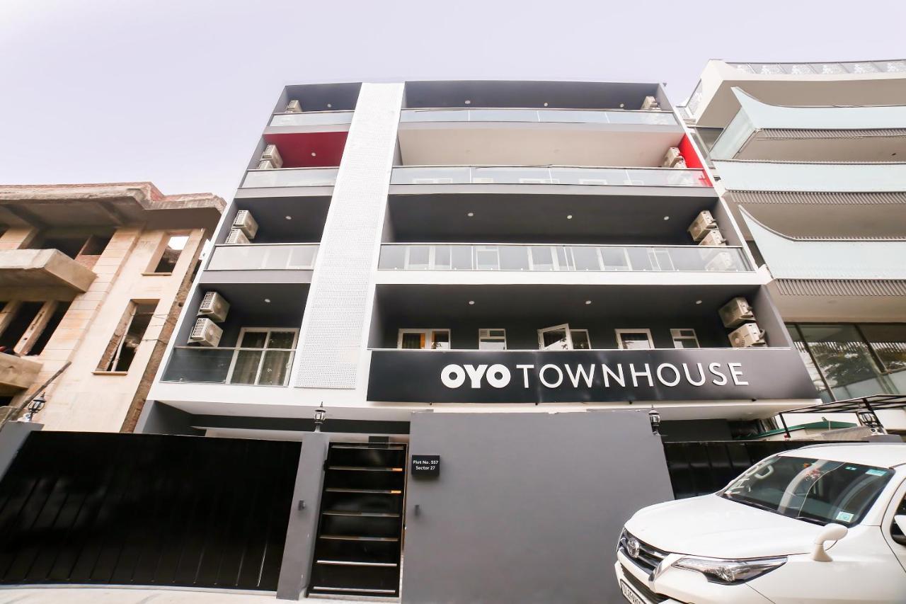Super Townhouse Near Appu Ghar Hotel Gurgaon Exterior photo