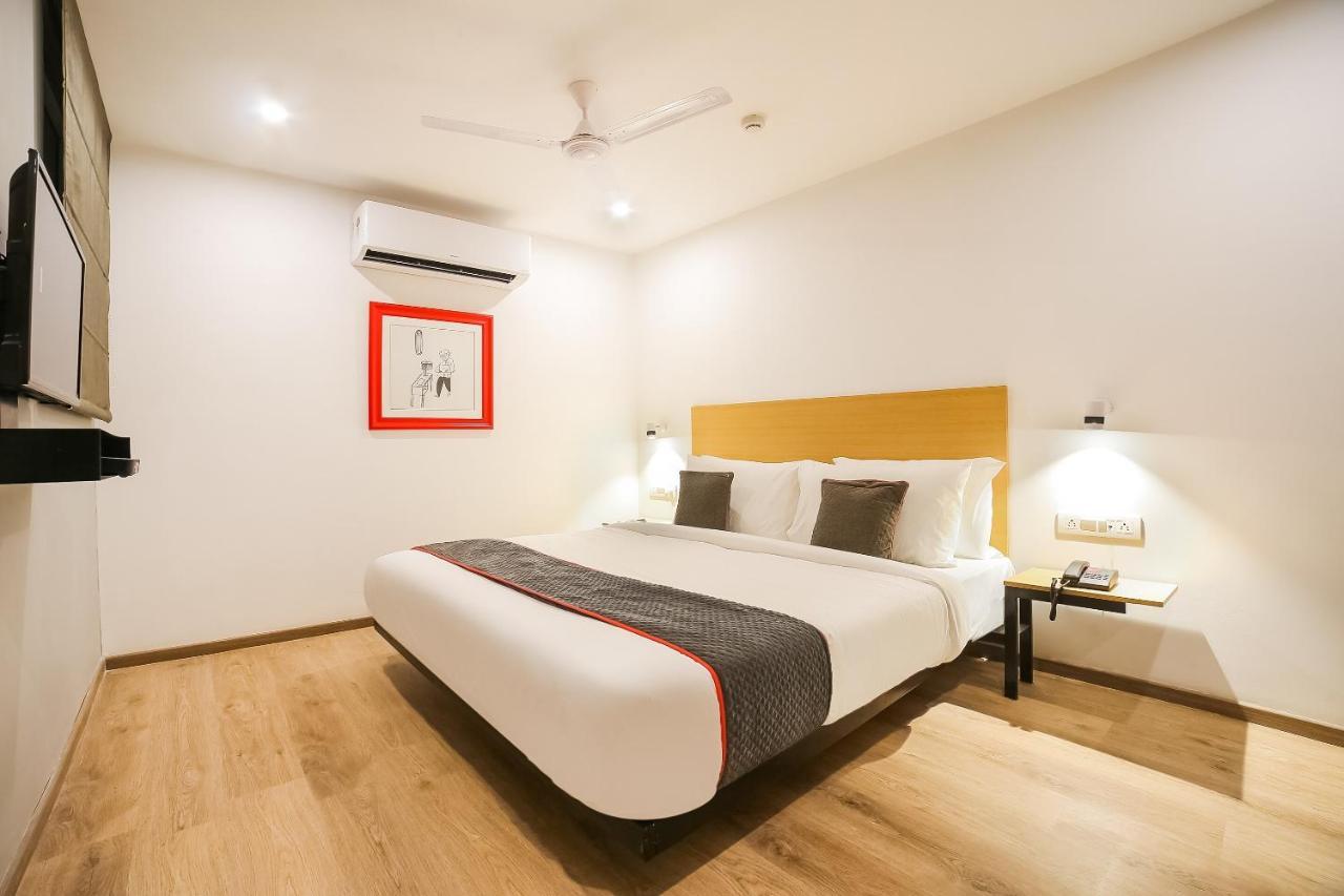 Super Townhouse Near Appu Ghar Hotel Gurgaon Exterior photo