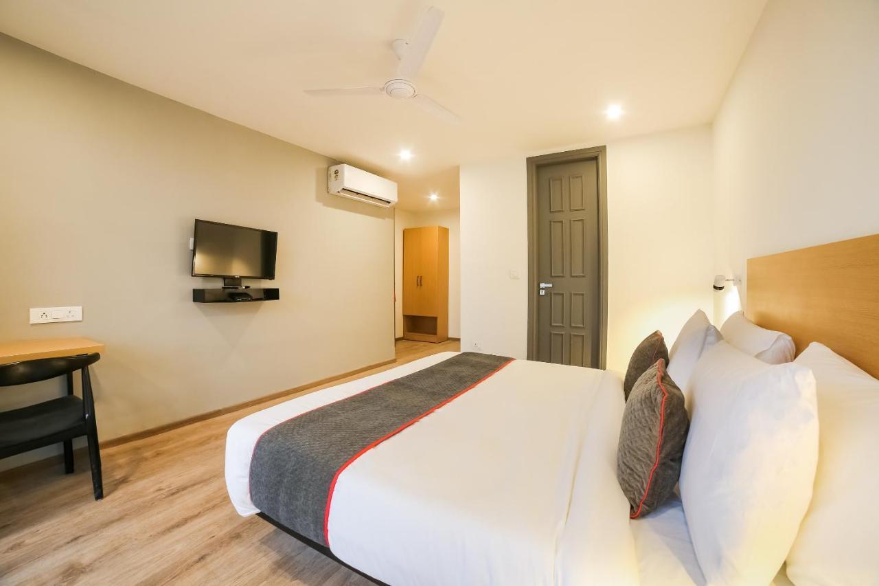 Super Townhouse Near Appu Ghar Hotel Gurgaon Exterior photo
