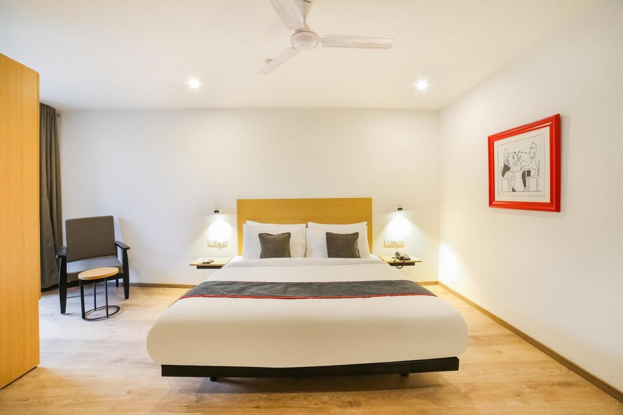 Super Townhouse Near Appu Ghar Hotel Gurgaon Exterior photo