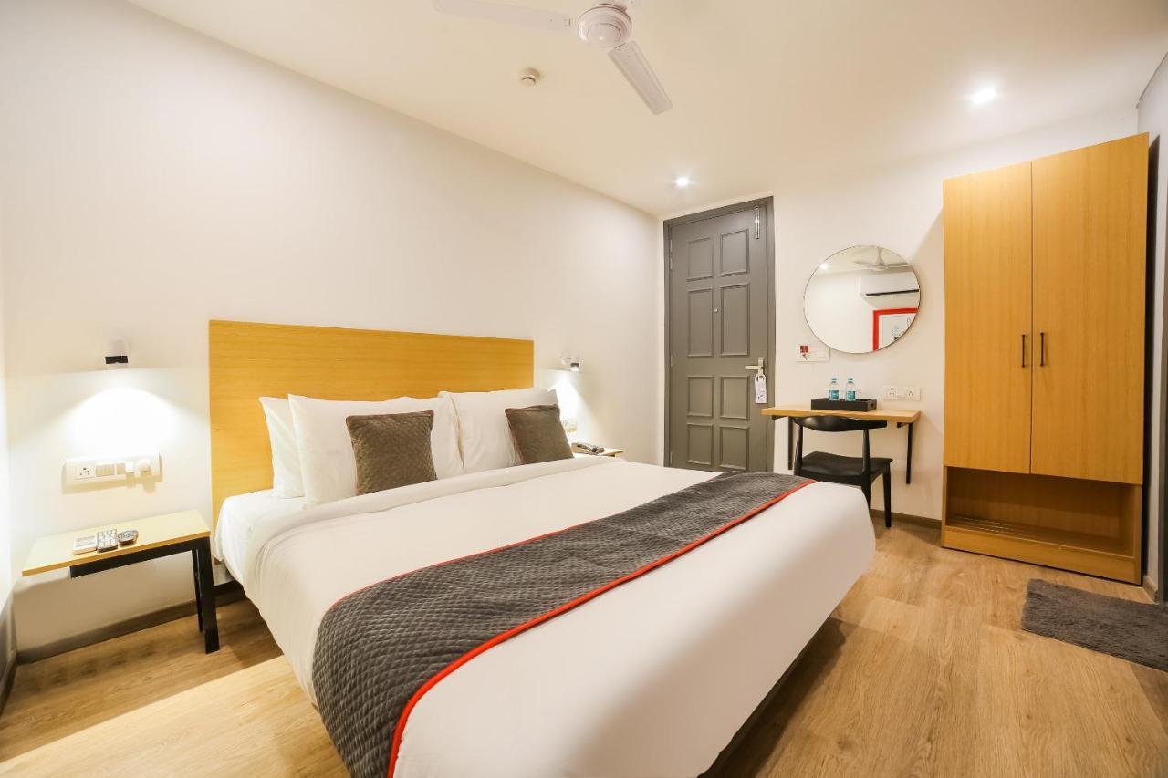 Super Townhouse Near Appu Ghar Hotel Gurgaon Exterior photo