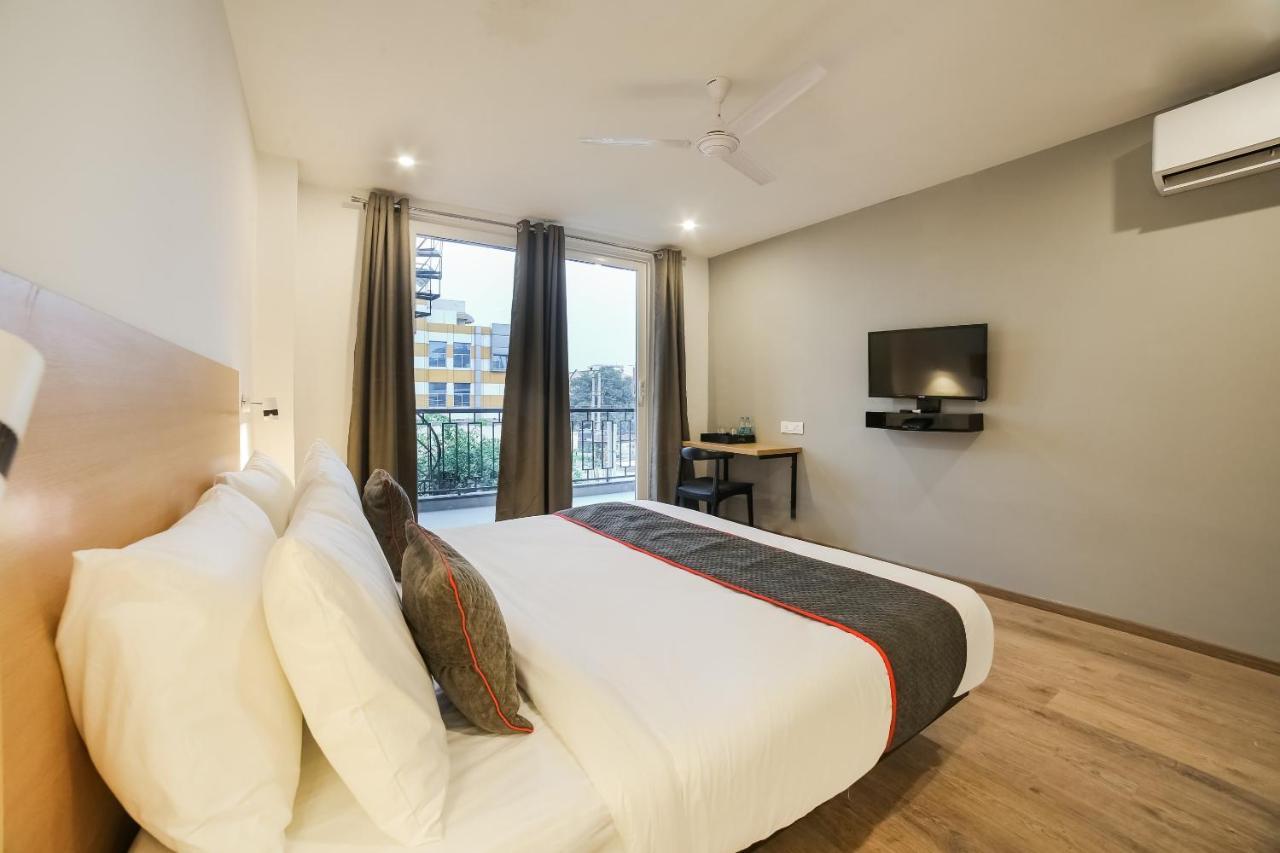 Super Townhouse Near Appu Ghar Hotel Gurgaon Exterior photo