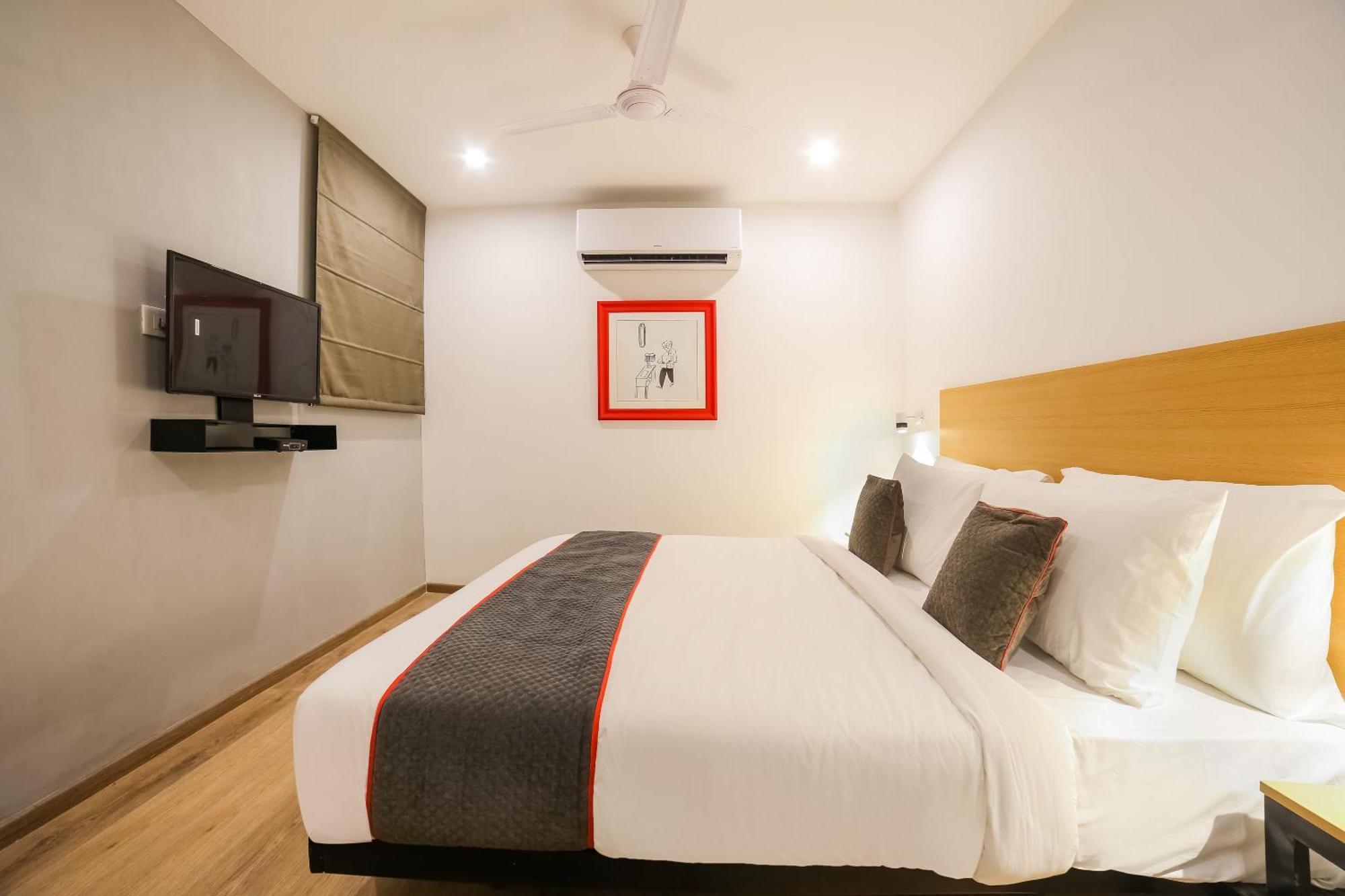 Super Townhouse Near Appu Ghar Hotel Gurgaon Exterior photo