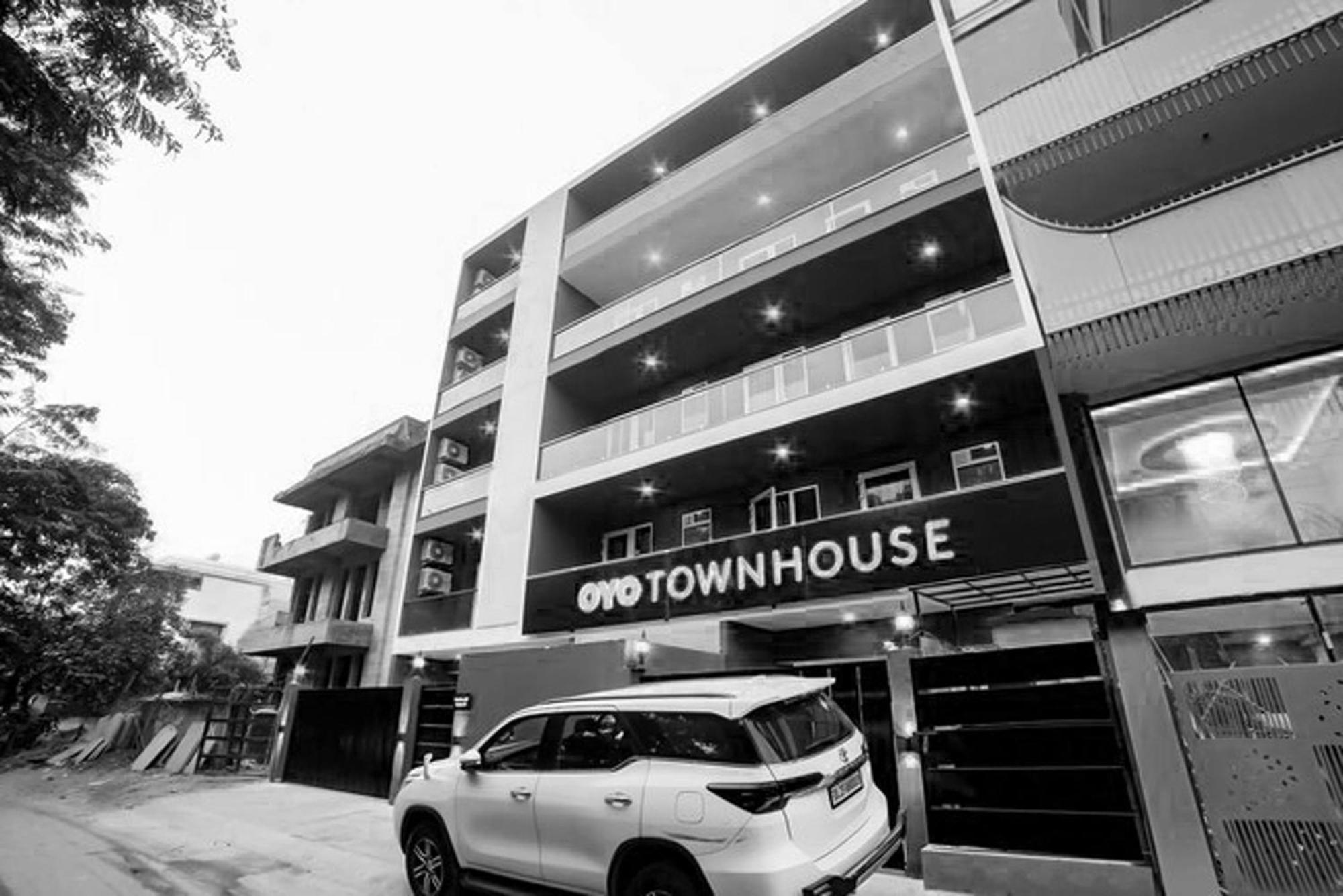 Super Townhouse Near Appu Ghar Hotel Gurgaon Exterior photo