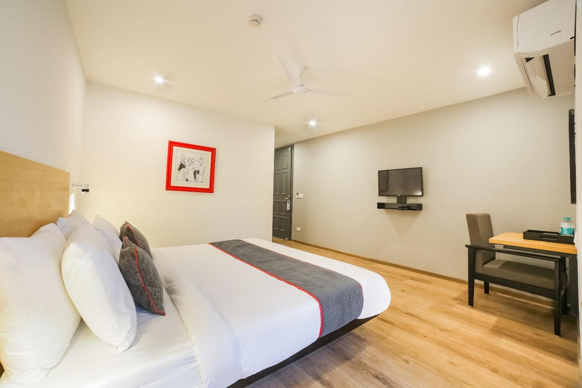 Super Townhouse Near Appu Ghar Hotel Gurgaon Exterior photo